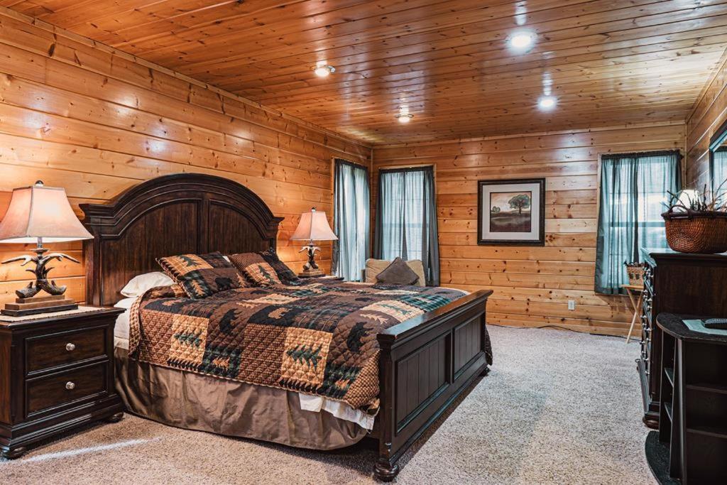 Bear'S Lair Villa Gatlinburg Esterno foto