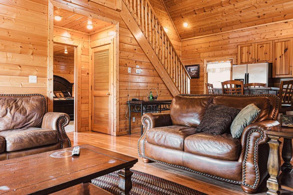 Bear'S Lair Villa Gatlinburg Esterno foto