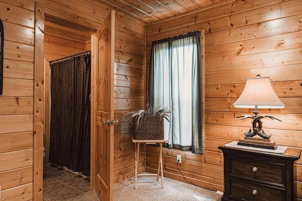 Bear'S Lair Villa Gatlinburg Esterno foto